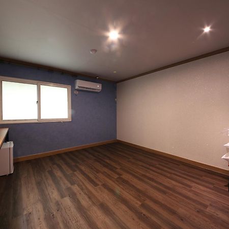 Art Hotel 龟尾 外观 照片